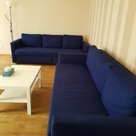 2 Cosy Near Liechtenstein Apartment *